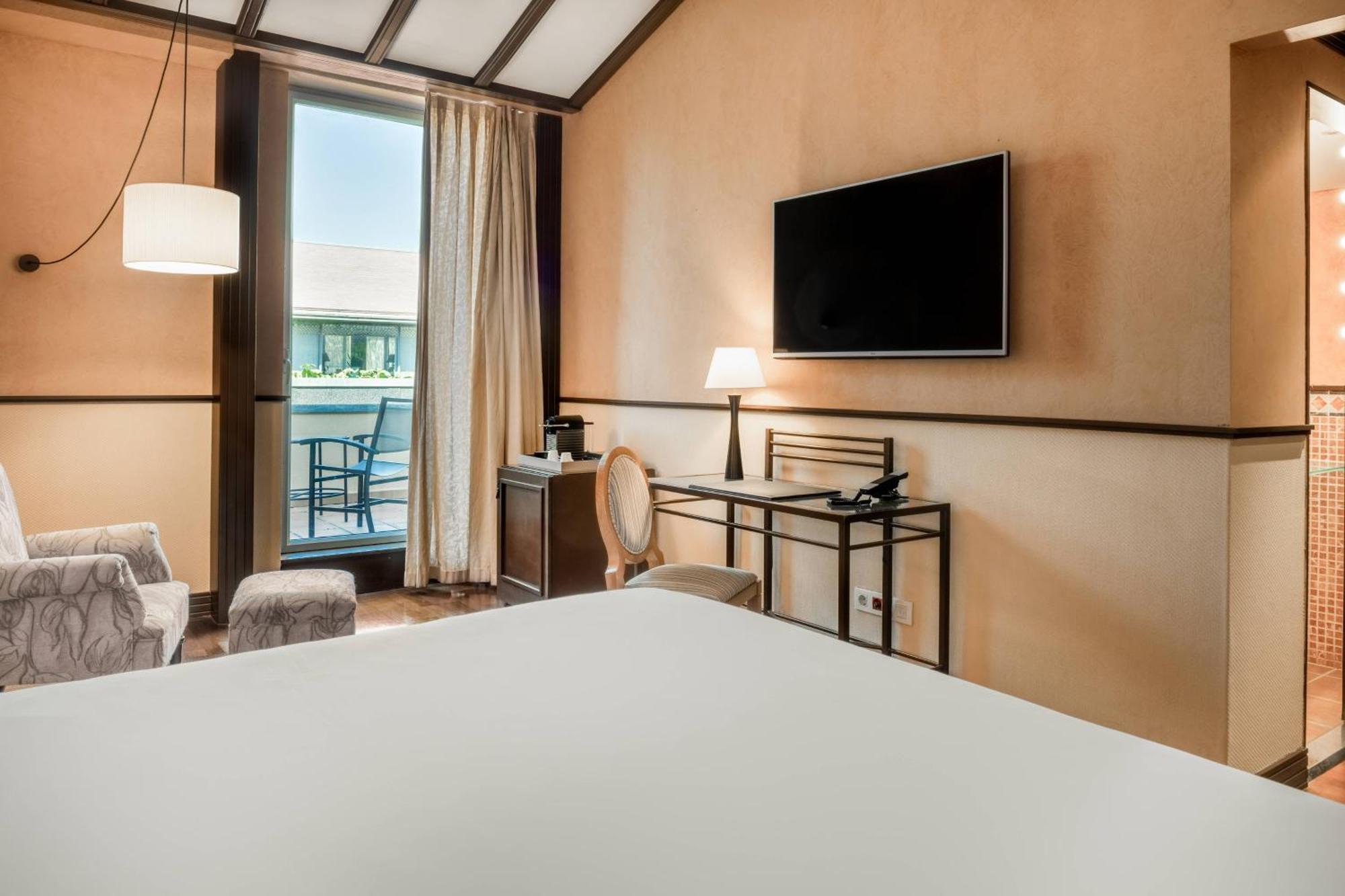 Ac Hotel Ciudad De Tudela By Marriott Zewnętrze zdjęcie